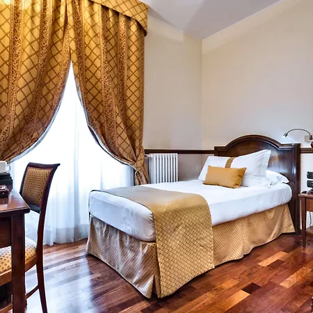 Worldhotel Casati 18 4*