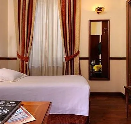 Worldhotel Casati 18 Hotel 4*